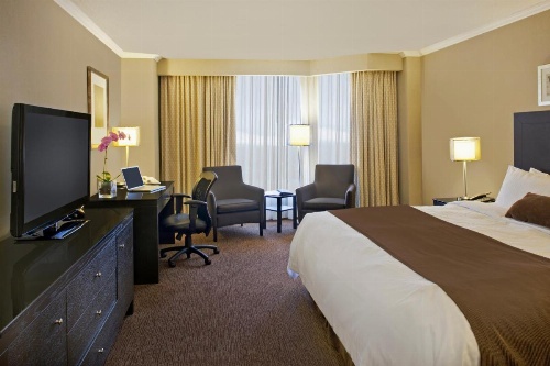 Delta Hotels by Marriott Toronto East image 6